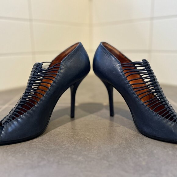 Givenchy Navy Leather Strappy Peep Toe Booties Size EU 38.5 - Picture 4 of 7